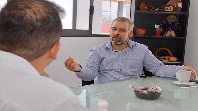 Prohibición de venta de productos chatarra, sólo a menores de edad