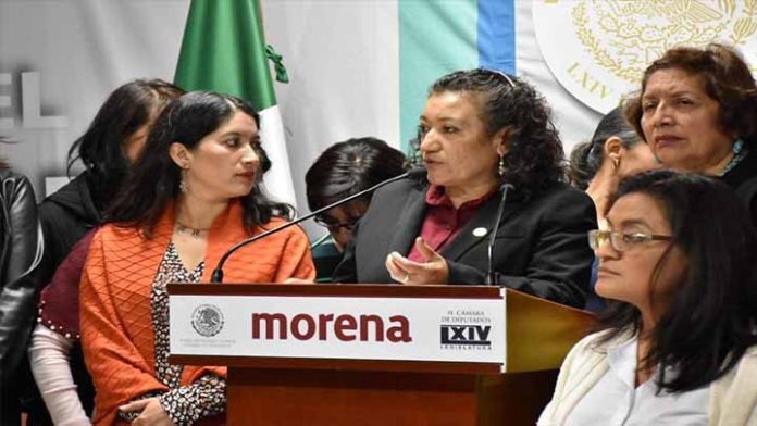 Diputada María Cávez solicita a la SEE que también sean atendidas las peticiones de aspirantes a la Normal indígena de Cherán