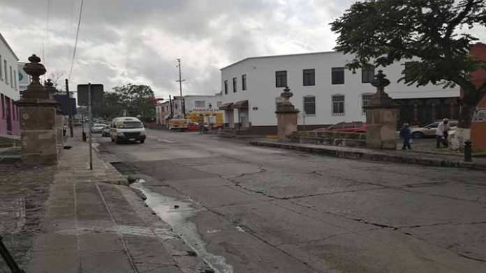Vecinos de la Poza Rica con inundaciones desde hace 50 años