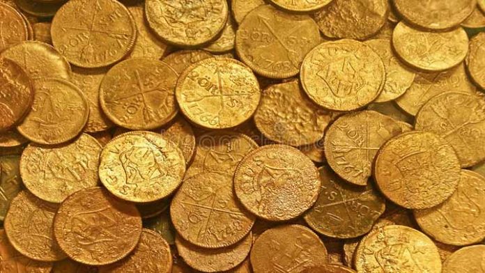 Dos jóvenes israelíes desentierran un tesoro de 1,100 años de antigüedad