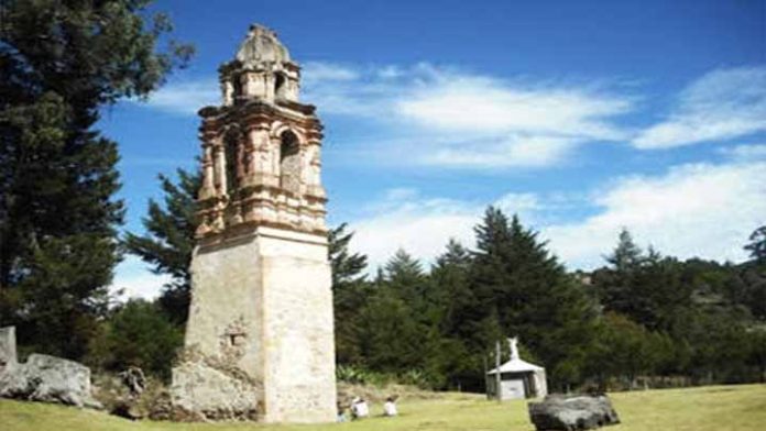 Conoce la historia de la iglesia hundida en Tlalpujahua, Michoacán