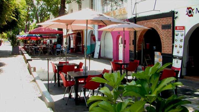 Comerciantes inconformes con proceso de obra en Av. Acueducto