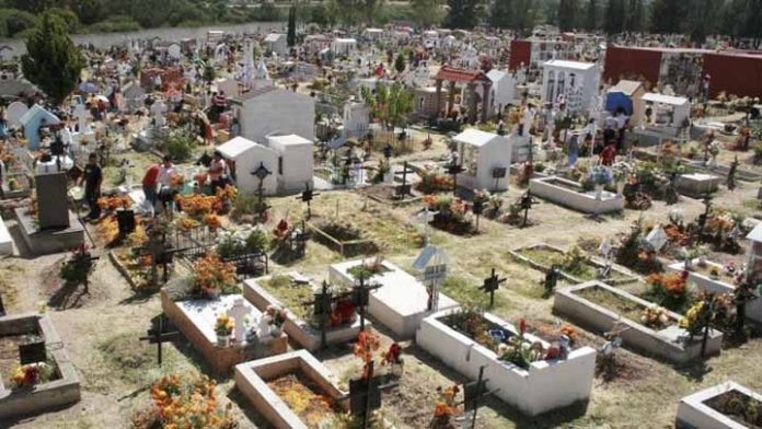 Hombre refrigera el cadáver de su madre durante 5 años