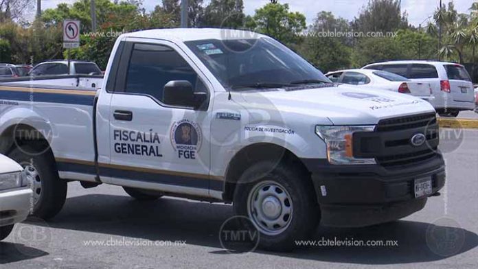 Dos hombres que se encontraban en las inmediaciones de la colonia Rubén Jaramillo fueron agredidos a balazos por civiles armados que los sorprendieron en esa zona norte de Uruapan, Michoacán.
