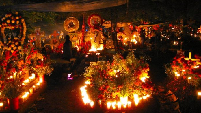 Janitzio sin condiciones para recibir turismo durante la Noche de Animas por muertes de Covid-19