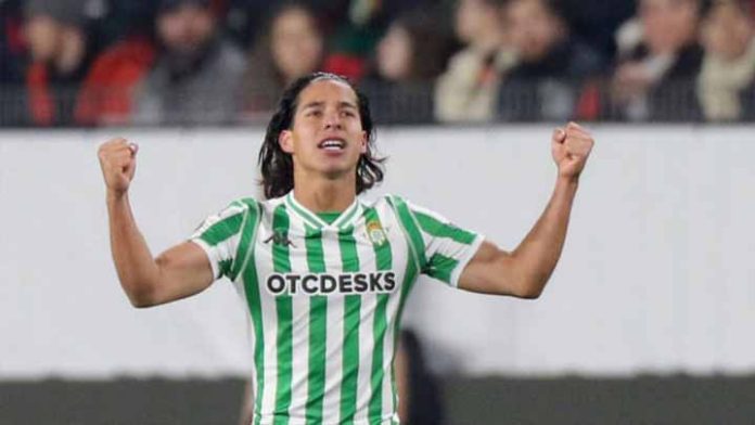 Cuatro equipos españoles buscan a Diego Laínez en calidad de préstamo