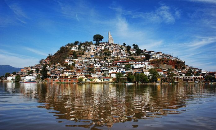 Patzcuaro-isla-de-janitzio
