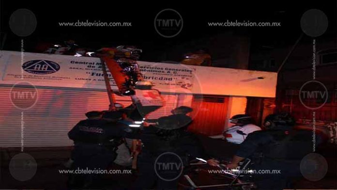 Quiso escaparse del anexo y brinca barda de 6 metros; termina en el hospital
