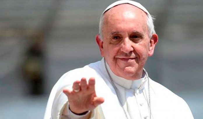 Papa Francisco reacciona favorablemente a la operación
