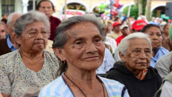 Diputados presentarán iniciativa a favor de protección a adultos mayores