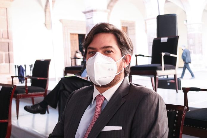 Fundamental garantizar condiciones de seguridad sanitaria a los médicos: Eduardo Orihuela