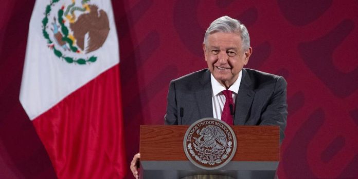 Con el dinero que donen los altos funcionarios se comprarán 80 ambulancias: AMLO