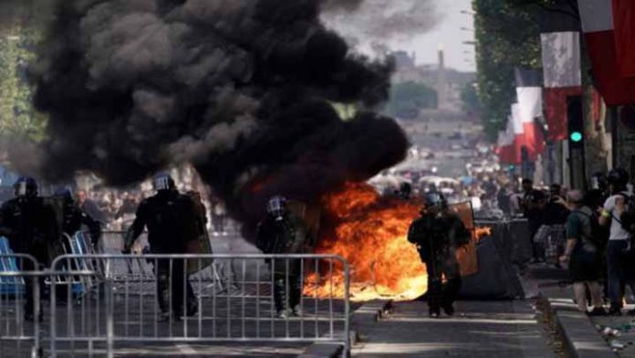 Disturbios en París por manifestaciones en contra de la iniciativa de Ley de Seguridad