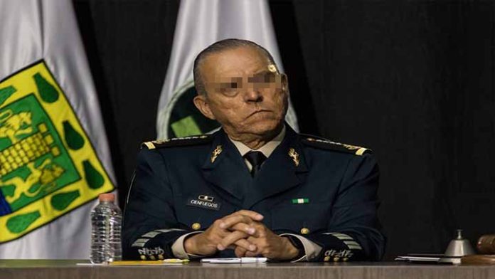 Usted disculpe, mi general