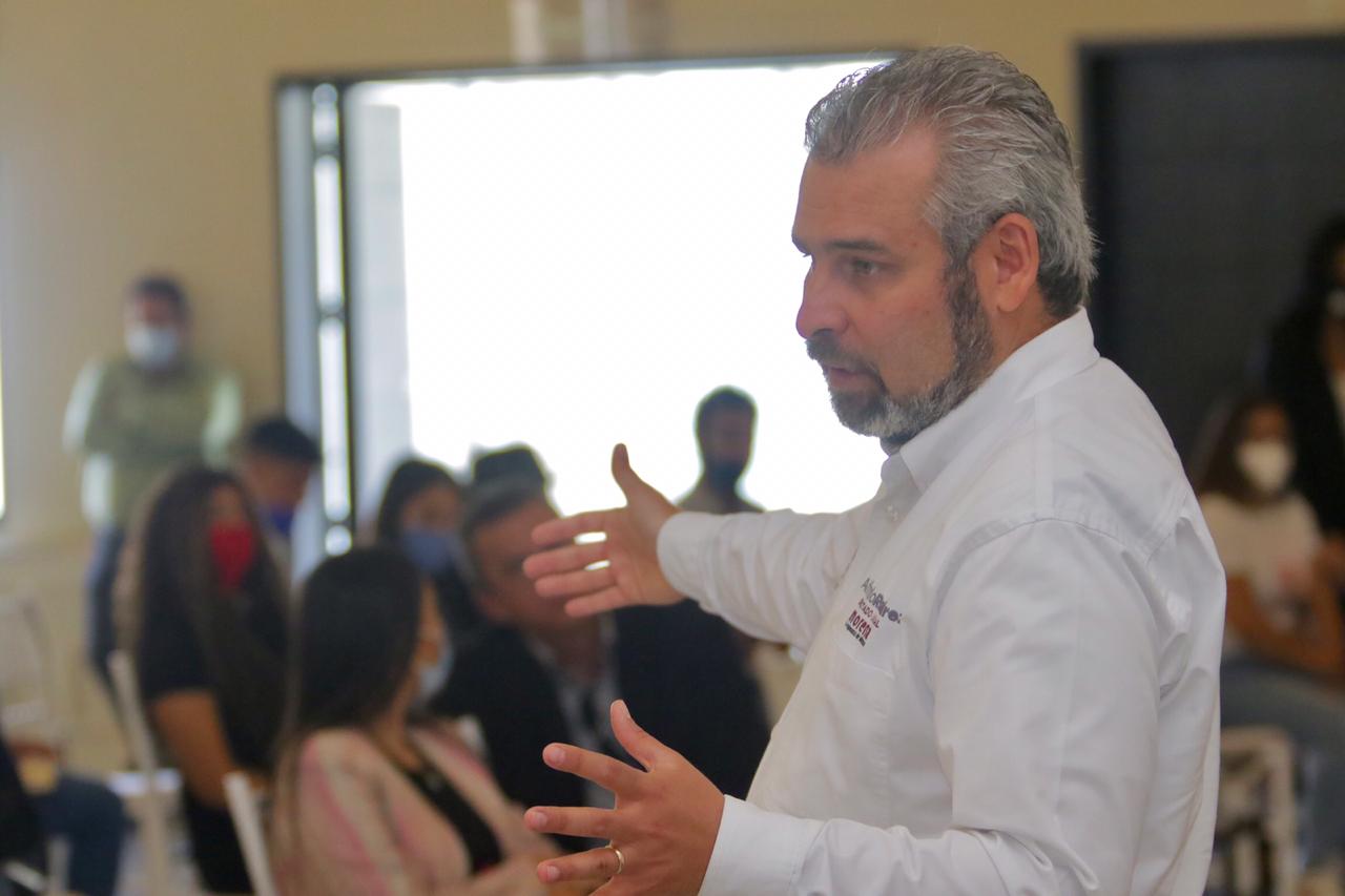 Silvano debe evitar tentación de crear nuevos impuestos en 2021: Alfredo Ramírez