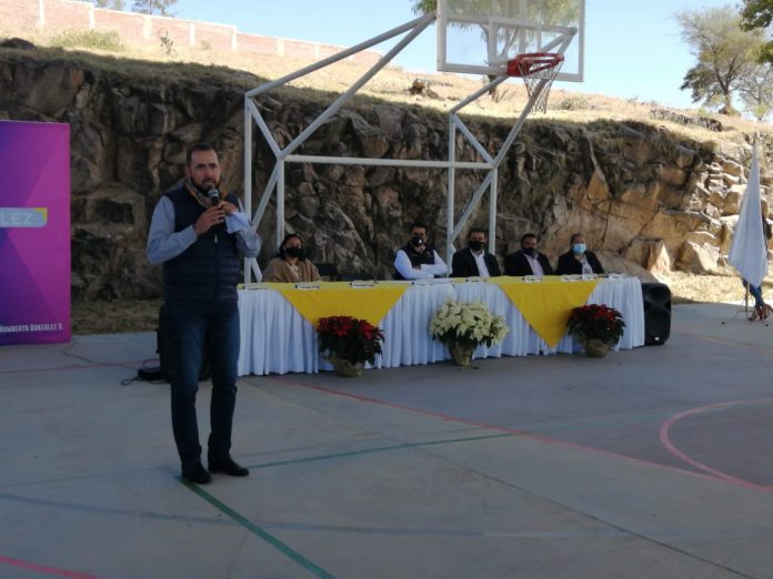 Diputado Humberto González entrega obras en beneficio de los sectores más vulnerables