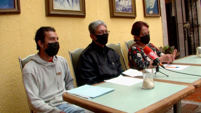 Vecinos denuncias problemas de aguas negras en el Fraccionamiento El Trébol, Tarímbaro