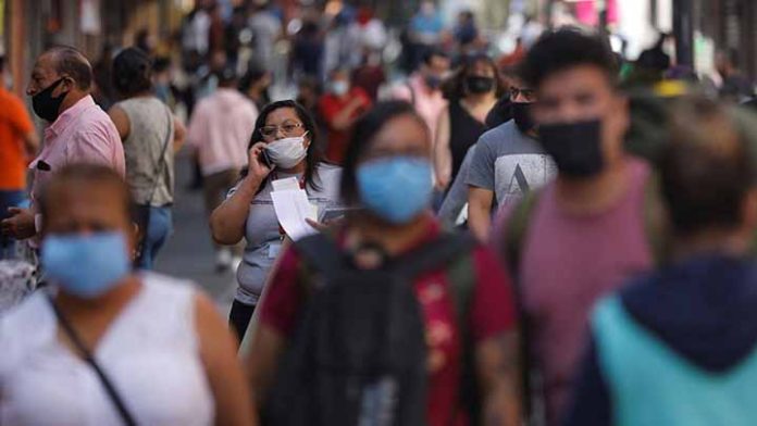 México suma más de 113 mil defunciones por covid-19