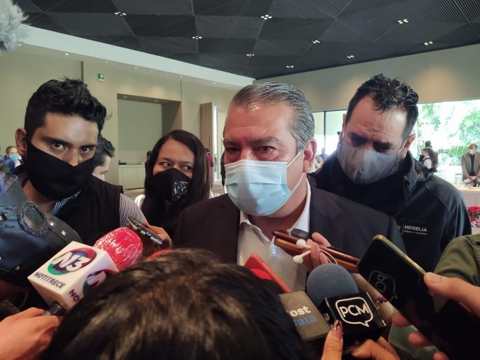 Morón pide que escuelas reactiven sus actividades para recuperar economía en el municipio