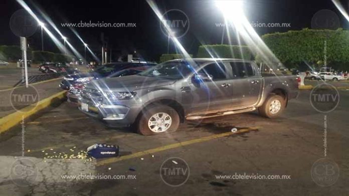 Balean a joven en Plaza Escala de Morelia