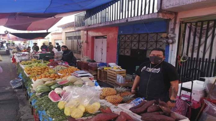 Comerciantes de mercados rodantes bajaron sus ventas en 50 por ciento por Covid-19