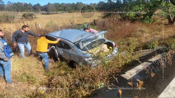 Reportan choque en la siglo XXI; tres heridos graves