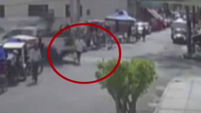 Camioneta de la GN atropella a una mujer de 74 años