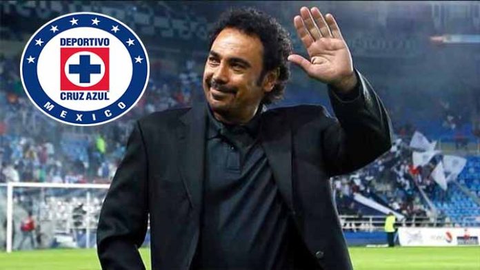 Hugo Sánchez podría convertirse en el nuevo técnico de Cruz Azul