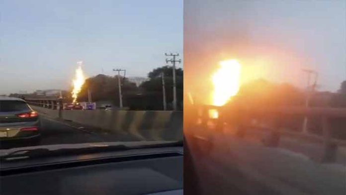 Pipa queda envuelta en llamas, ahora en la autopista México- Pachuca