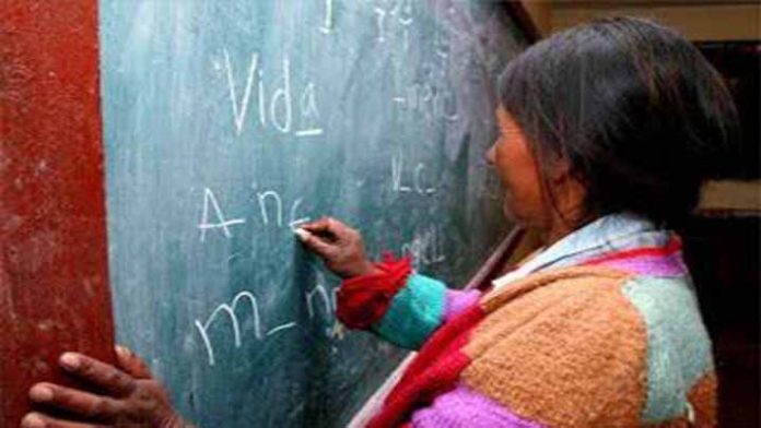En 20 años Michoacán redujo su analfabetismo en casi siete por ciento