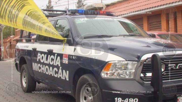 Apedrean a familia en Uruapan; hay tres heridos