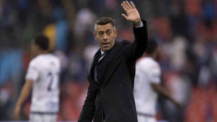 Con sólo 5 meses al frente, Pedro Caixinha es cesado del Al-Shabab