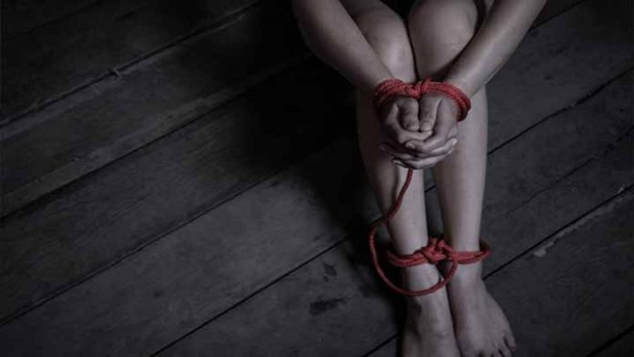 Mujer que había sido secuestrada por su pareja logra escapar