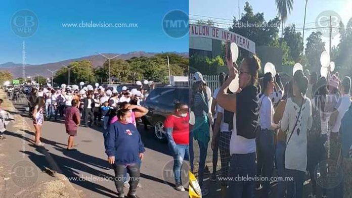 Le dan último adiós a niño muerto por bala perdida