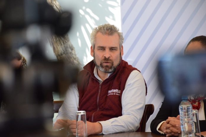 Michoacán sufre gran crisis financiera; Alfredo no tiene recurso ni para salir al interior del estado