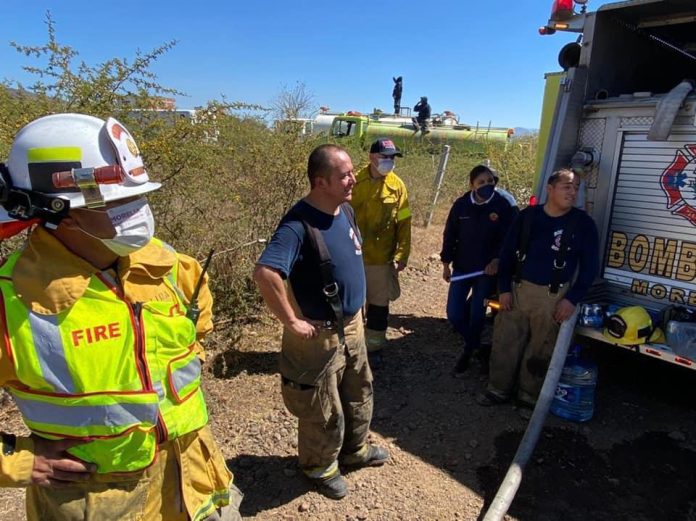 80 vehículos calcinados en incendio de corralón
