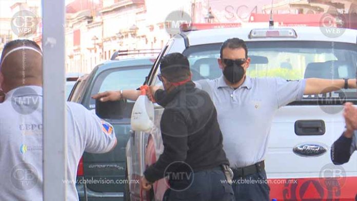Bomberos y paramédicos no están contemplados para ser vacunados en Michoacán