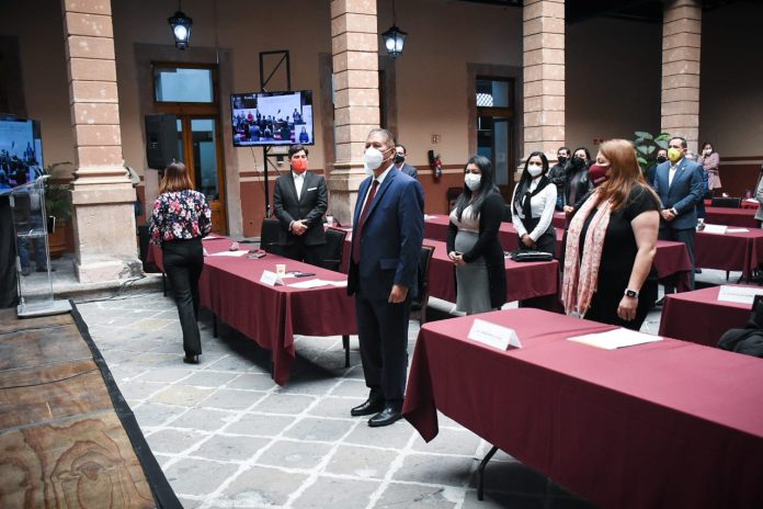 Arróniz rinde protesta ante Congreso como alcalde provisional de Morelia