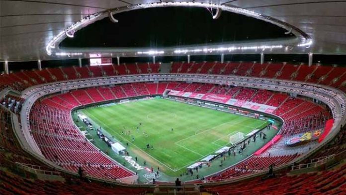 Chivas recibirá afición en su estadio cuando enfrente a Pumas en la jornada 8
