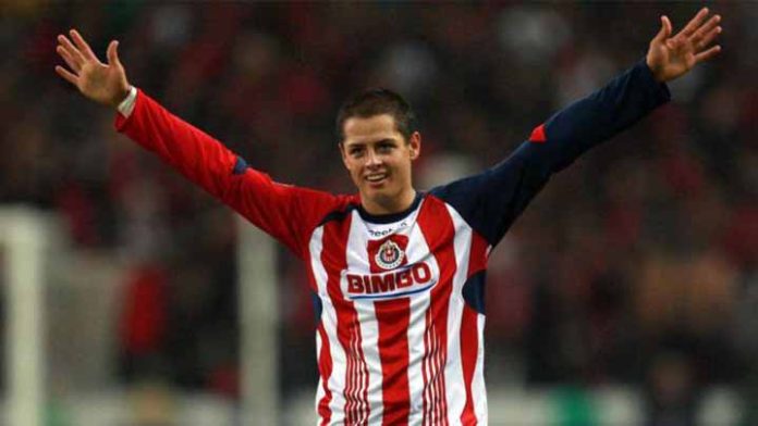 Javier Hernández podría volver a Guadalajara a terminar su carrera