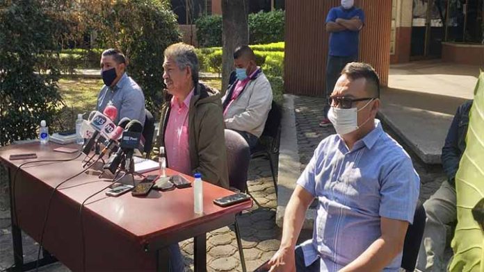 Maestros mayores de 60 años se niegan a registro de vacunación por miedo a jubilación