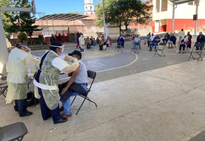 Faltan por recibir la primera dosis de la vacuna anti Covid-19, 317 mil 630 adultos mayores