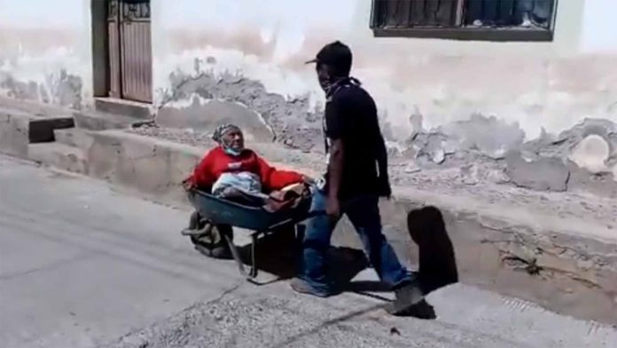 El amor a una madre no tiene fronteras