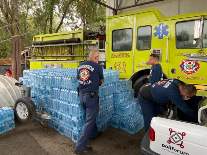 Repartirán agua a adultos mayores en los 11 módulos de vacunación contra Covid-19