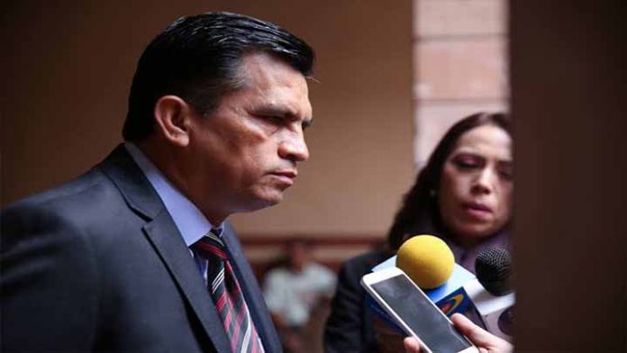 “Son mamadas, yo me puedo gastar el dinero con quien yo quiera, hasta con pvt@s”: Diputado del PAN