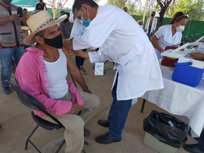Arribarían a Michoacán 100 mil vacunas contra Covid-19 en las próximas horas