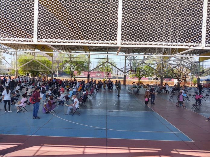 Este domingo se mantiene activa la vacunación en cuatro municipios