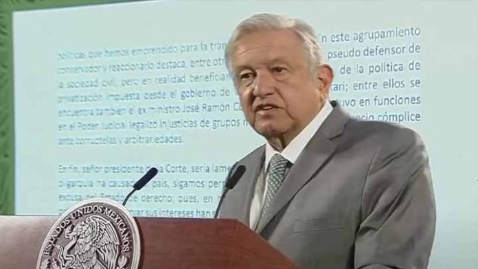 AMLO pide investigar a juez que concedió una suspensión para frenar la entrada en vigor de su reforma a la Ley de la industria Eléctrica; Calderón Responde