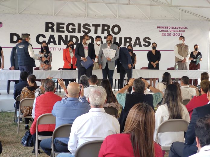 Abuelita de 66 años cuenta su experiencia al recibir la vacuna contra covid