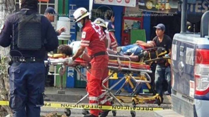 Balean a embarazada y su esposo enfrente de sus dos hijos en Zamora